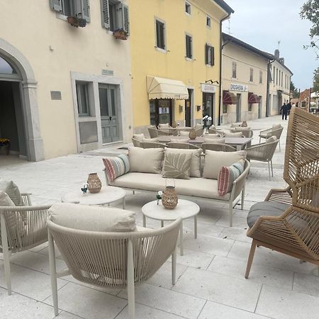 Greif Boutique Juna Aurisina Buitenkant foto